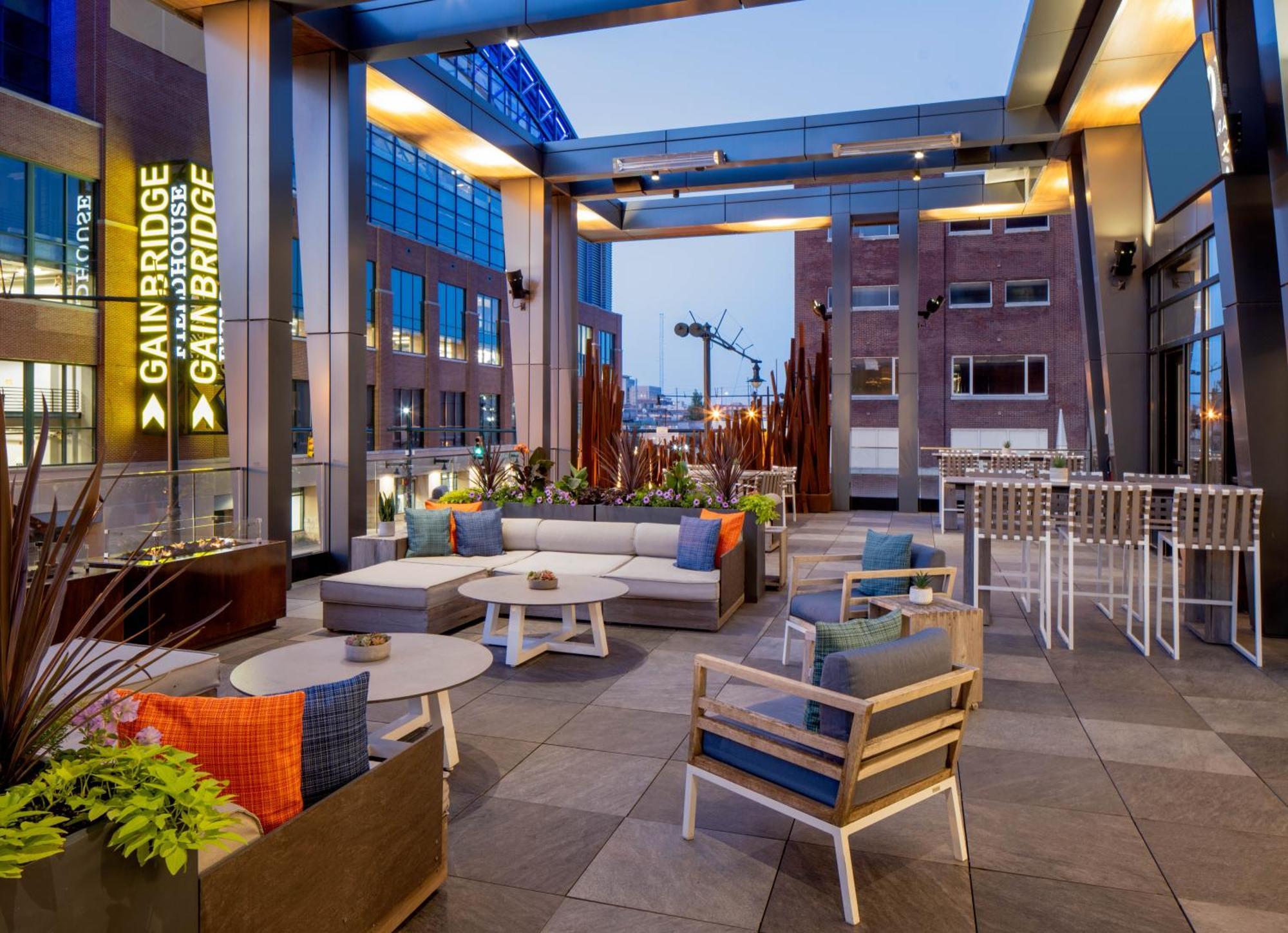 Hyatt House Indianapolis Downtown Hotel Exterior foto