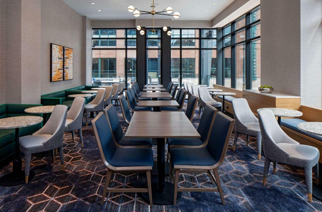 Hyatt House Indianapolis Downtown Hotel Exterior foto