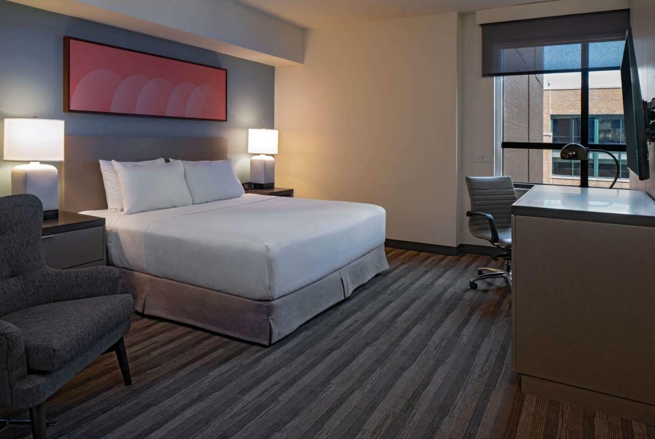 Hyatt House Indianapolis Downtown Hotel Exterior foto